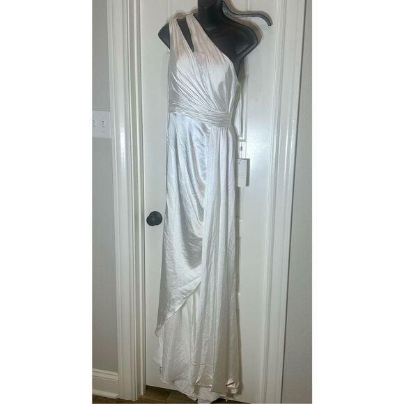 Mac Duggal NWT Authentic $398 One Shoulder Cutout White Charmeuse Dress size 4 s - Picture 7 of 14